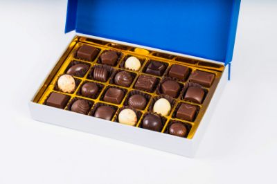 صورة علبة شوكولاته البونبون - 24 قطعة